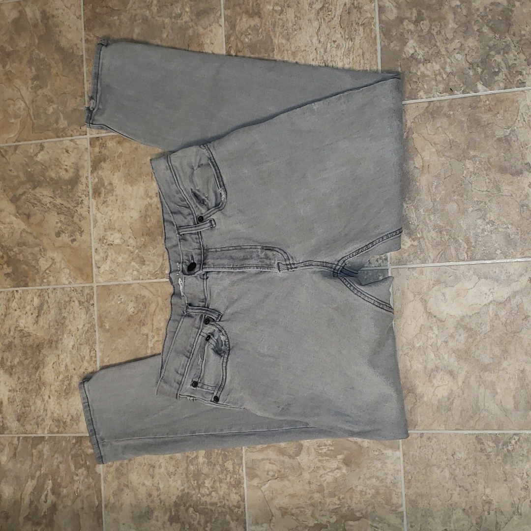 Old Navy Men's Size 32x30 Grey Relaxed Slim Built-In Flex Jeans